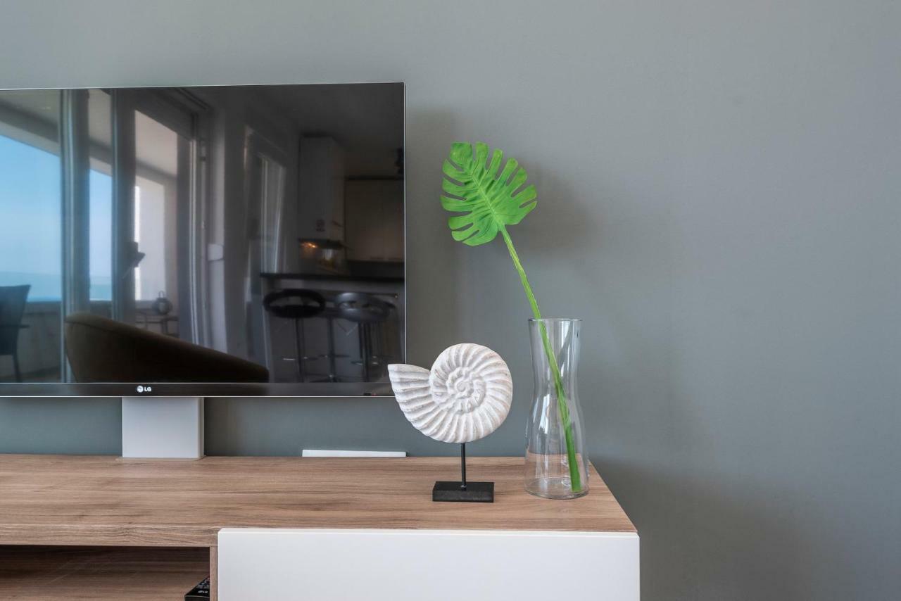 Adris 2 Luxury Modern Apartment With A Pool Novalja Kültér fotó