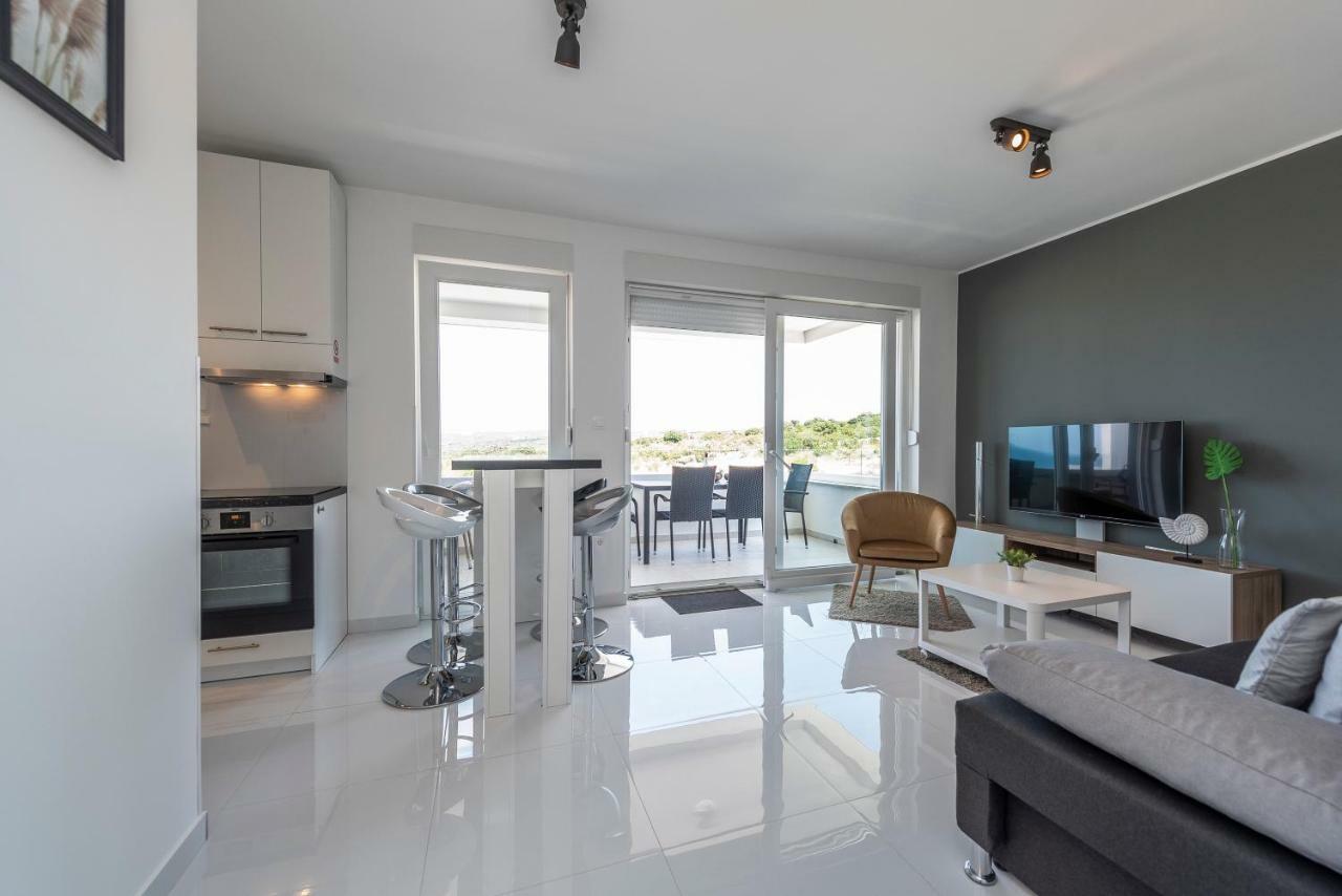 Adris 2 Luxury Modern Apartment With A Pool Novalja Kültér fotó