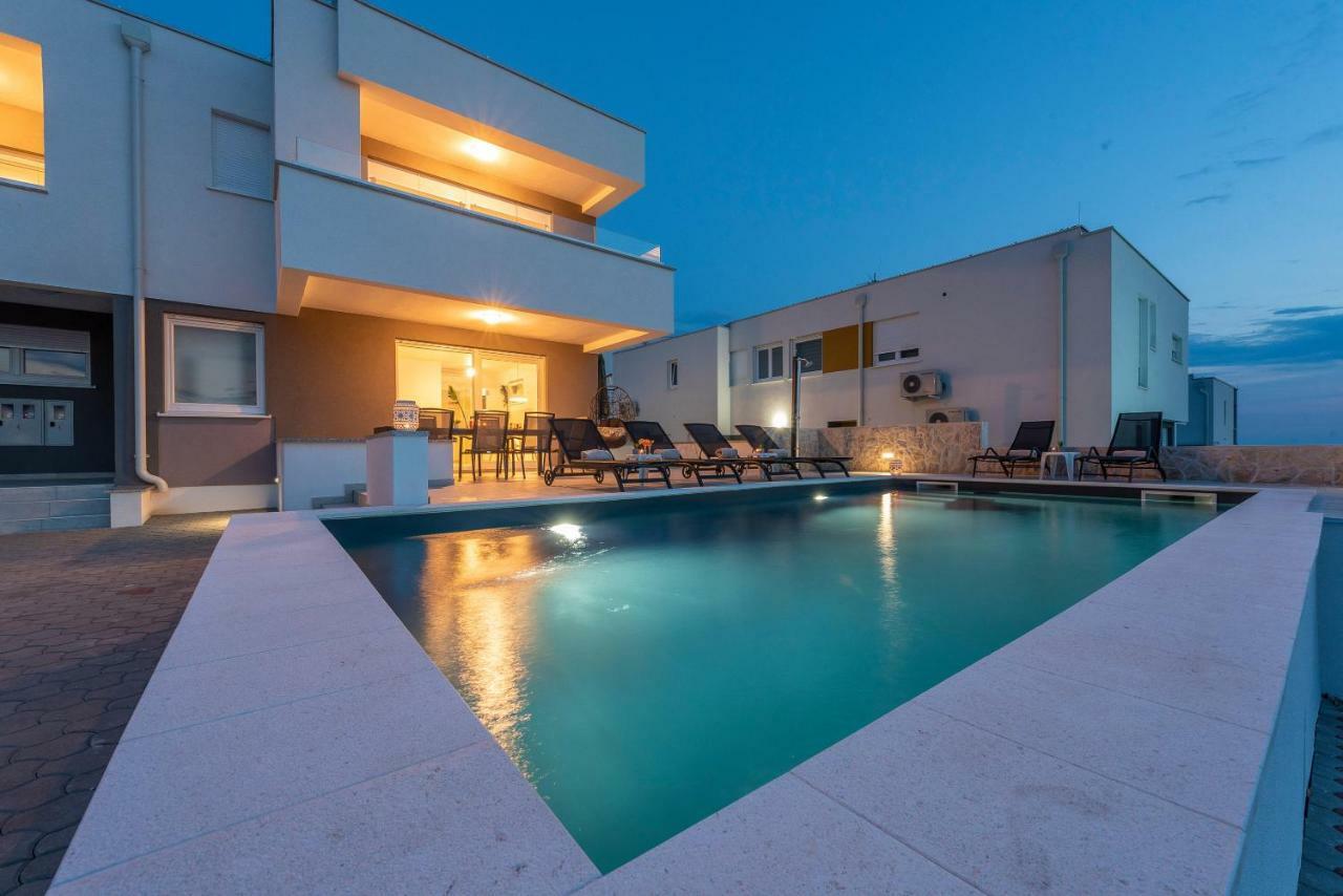 Adris 2 Luxury Modern Apartment With A Pool Novalja Kültér fotó